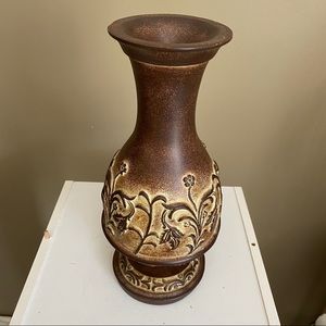 New Detailed Rust Colored Vase
